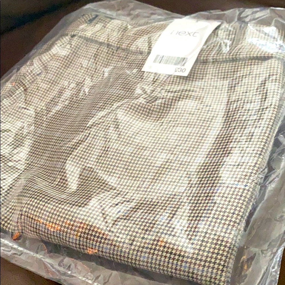 Check tailored skirt